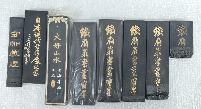 中国書画墨/上海黒厰/徽歙曹素功/鉄斎/唐墨/上海墨/固形墨/鉄斎翁書画