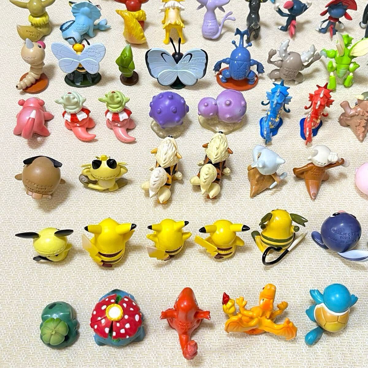 希少品☆初期　モンコレ　むしタイプ　ポケモン　TOMY ポケットモンスター モンコレ 80体 初期 色違い レア ポケモン フィギュア 初代 TOMY