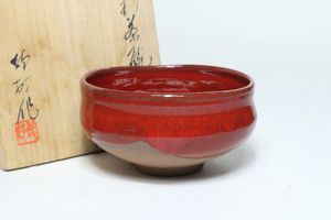 森山焼　赤焼　四代目　鈴木静邨作　紅彩鶴首花瓶　共箱　V　4186A 森山焼の値段と価格推移は？｜1件の売買データから森山焼の価値が