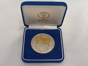 2002FIFAワールドカップ™ 純銀の中古価格は12,021円｜記念硬貨の新品