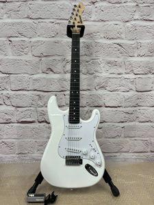 selder ストラトのYahoo!オークション(旧ヤフオク!)の相場・価格を見る