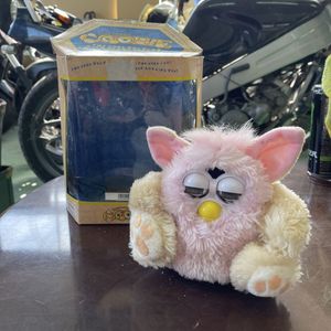 ファービー 初代のYahoo!オークション(旧ヤフオク!)の相場・価格を見る