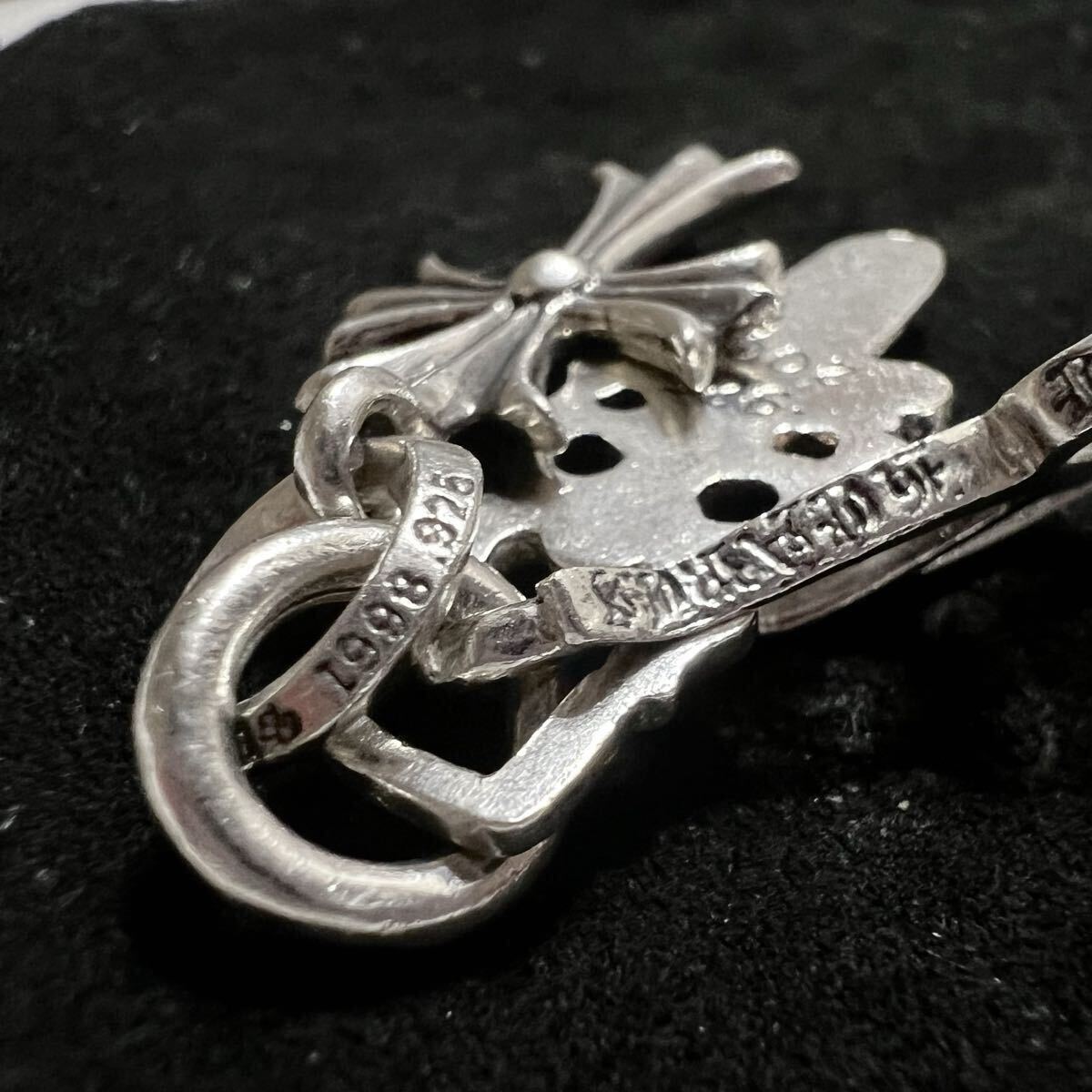 即売り切れ‼︎ 氷室京介 クロスペンダント CHROME HEARTS × 氷室京介 ツアー限定 3ピースチャーム ペンダント
