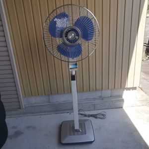 レトロ 扇風機 SANYOのYahoo!オークション(旧ヤフオク!)の相場・価格を