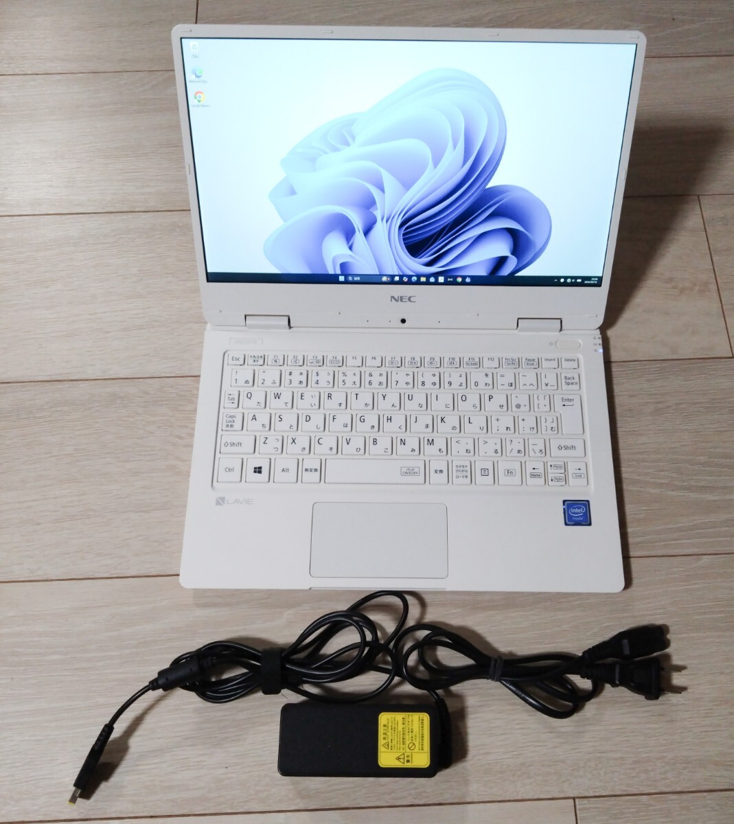 NEC LAVIE Note Mobileの値段と価格推移は？｜4件の売買データからNEC