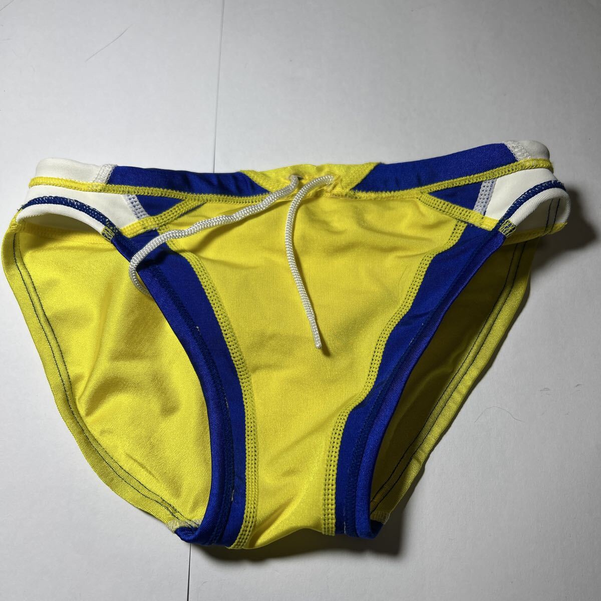 SPEEDOスピード 競パン 競泳水着 サイズS(Sサイズ以下)｜売買された