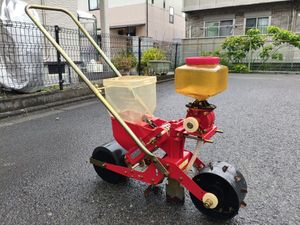 手押し 播種機の値段と価格推移は？｜25件の売買データから手押し 播種