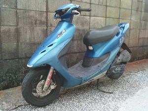 ライブディオZXのYahoo!オークション(旧ヤフオク!)の相場・価格を見る