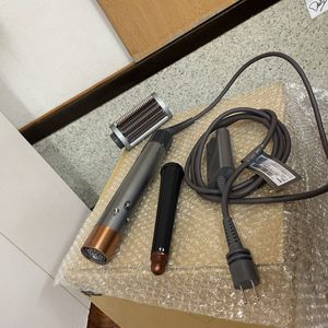 ダイソン HS05のYahoo!オークション(旧ヤフオク!)の相場・価格を見る