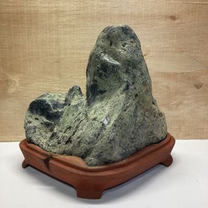 蛇紋岩の値段と価格推移は？｜6件の売買データから蛇紋岩の価値が