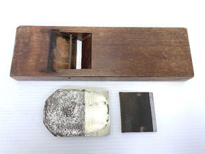坂田 春雄の値段と価格推移は？｜17件の売買データから坂田 春雄の価値