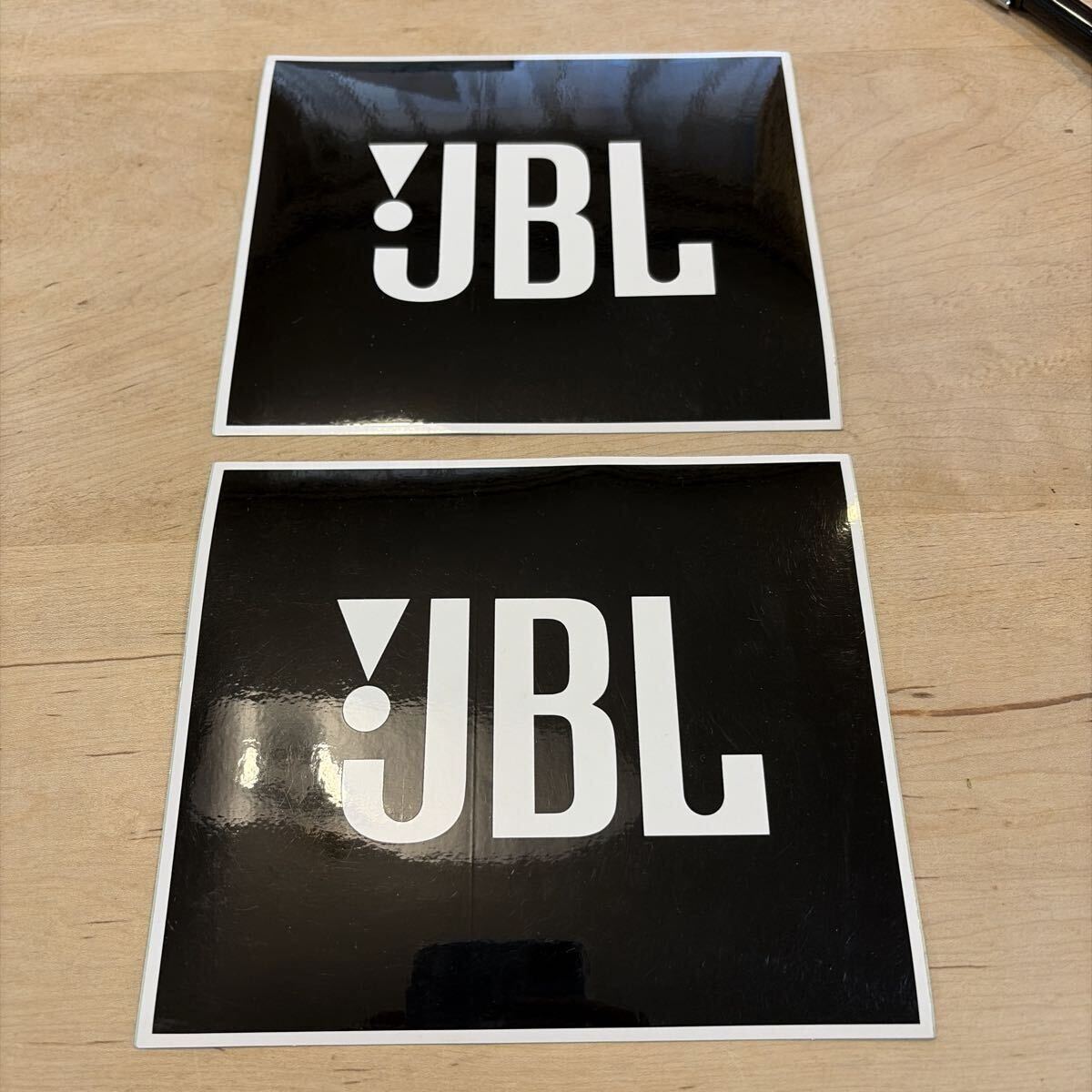 JBLロゴの値段と価格推移は？｜2件の売買データからJBLロゴの価値が