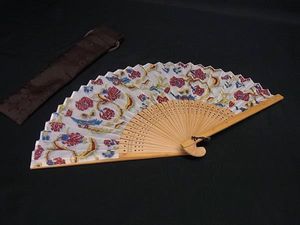 セリーヌ 扇子の値段と価格推移は？｜18件の売買データからセリーヌ