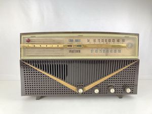 東芝ラジオ　アンティーク品 東芝 レトロ ラジオの値段と価格推移は？｜182件の売買データから東芝