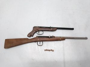 コルク銃の値段と価格推移は？｜20件の売買データからコルク銃の価値が