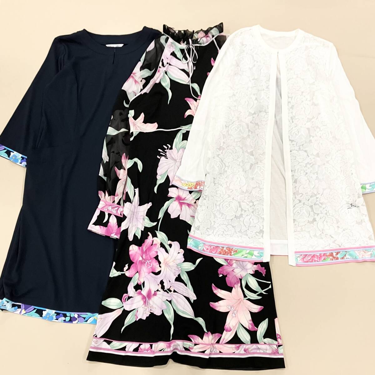 レオナール ワンピース 花柄の値段と価格推移は？｜27件の売買データ