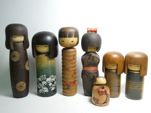 卯三郎こけしの値段と価格推移は？｜22件の売買データから卯三郎こけし