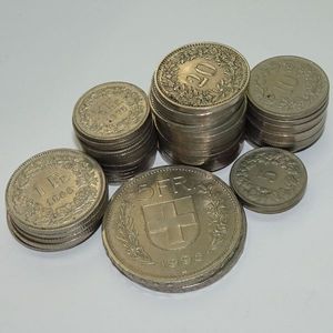 スイスフラン 1フラン 51枚 (合計51フラン) まとめ 外国 古銭 スイス硬貨の値段と価格推移は？｜31件の売買データからスイス硬貨の