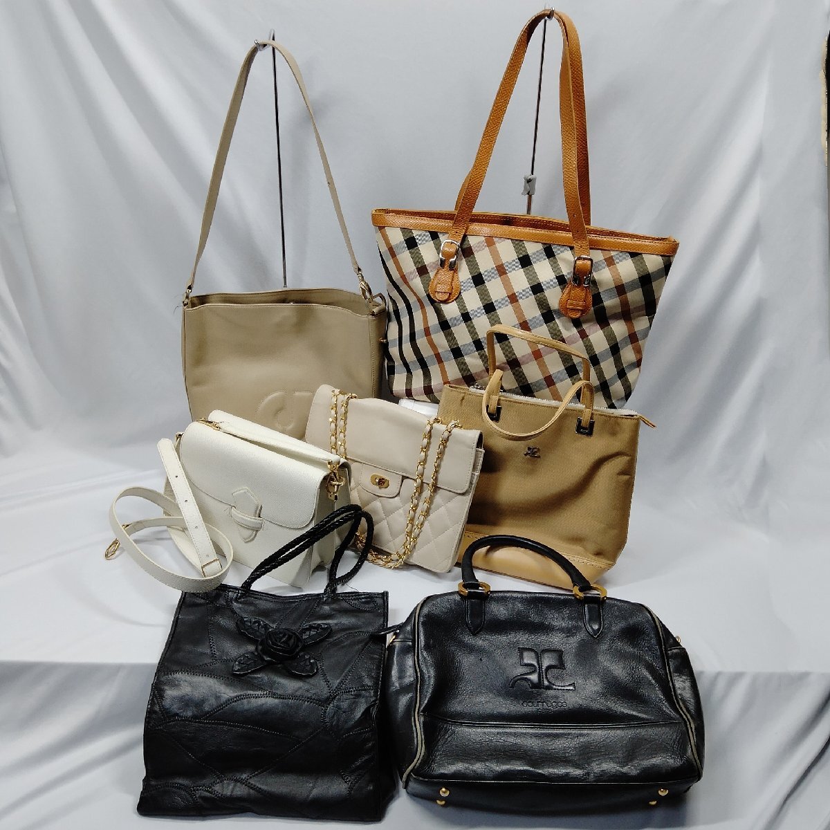 【美品あり】クレージュ バッグ 3点まとめ売り トート ショルダー クレージュ バッグの値段と価格推移は？｜68件の売買データから