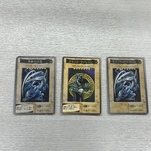 バンダイ　遊戯王　カードダス　ブラック・マジシャン 3枚　他3枚 遊戯王 カードダス ブラック・マジシャンの値段と価格推移は？｜3件の