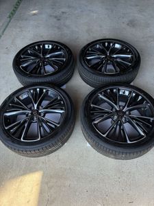195/50R19のYahoo!オークション(旧ヤフオク!)の相場・価格を見る