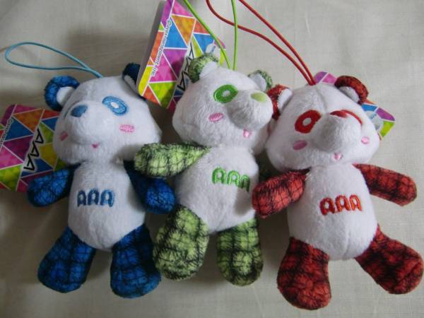 a え パンダ チェックマスコット 青 緑 赤 ３色 タレントグッズ 売買されたオークション情報 Yahooの商品情報をアーカイブ公開 オークファン Aucfan Com