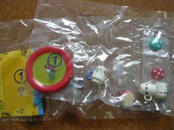 森から生まれたティーセット　ドールハウス小道具_3