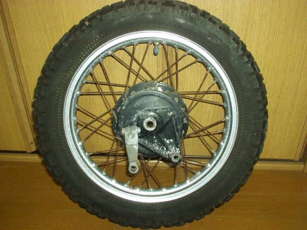 5645* XE50/XE75/XL50/XL80用 リアホイール(アルミリム)(リア)｜売買
