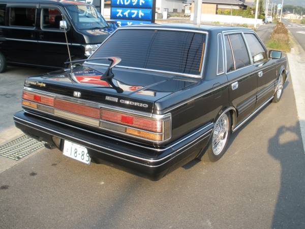旧車 日産 セドリックセダン3 0ブロアム 暴走 セドリック 売買されたオークション情報 Yahooの商品情報をアーカイブ公開 オークファン Aucfan Com