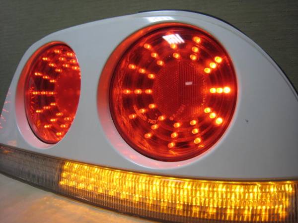 スカイラインR３３　　フルLEDテール _3