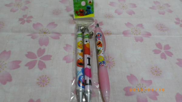 セサミストリートボールペンとシャープペンシル　シャーペン_2