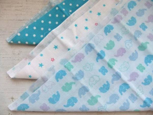 Ｗガーゼ*生地はぎれセット　ぞう/ランダムスター/ドット(水色)_2