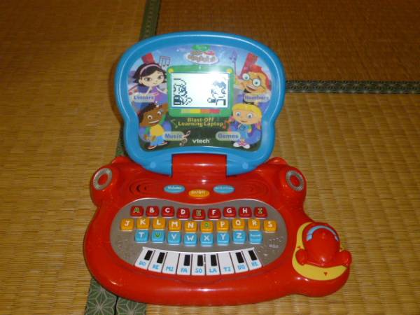 Vtech リトルアインシュタインのパソコン型おもちゃ 英語 売買されたオークション情報 Yahooの商品情報をアーカイブ公開 オークファン Aucfan Com