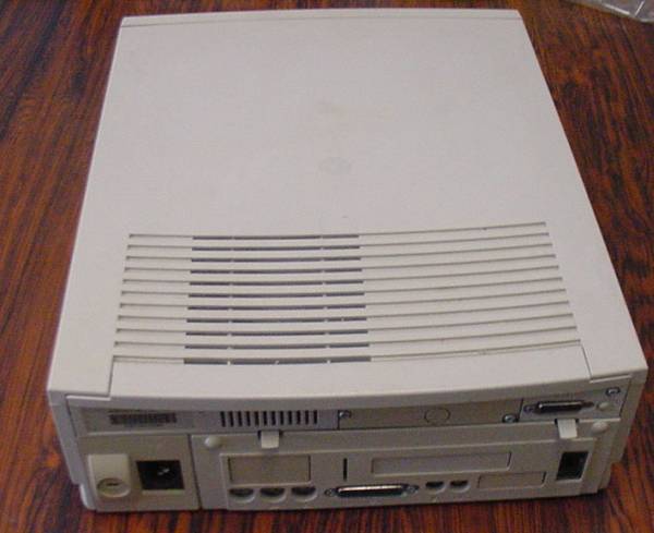 ♪ Macintosh Performa 630 本体のみ イーサネットコネクタ付き(68k