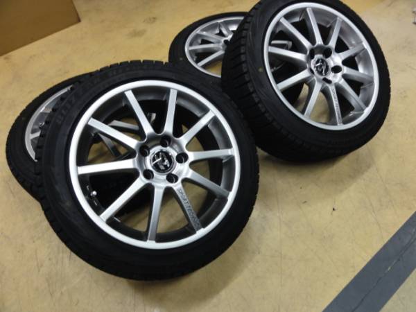 スタッドレスホイール付き　1円スタート！17インチＲＥＶＯＧＺ_1