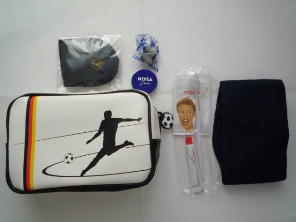 ルフトハンザ航空◆ビジネスクラス◆W杯仕様アメニティーポーチ_1