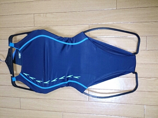 スピード フライングフィッシュ レア競泳水着 小尻カット☆(ワンピース