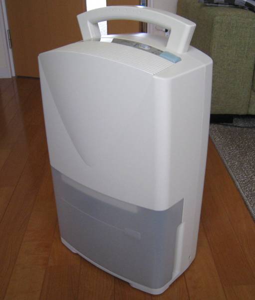 ナショナル 除湿機 CD-B63Y-W(除湿器)｜売買されたオークション情報