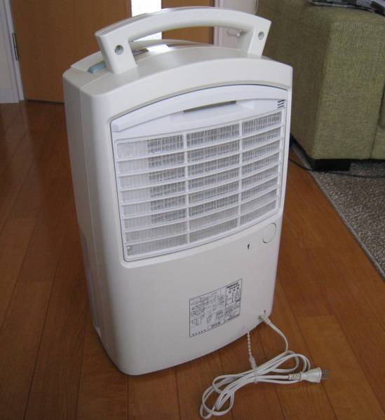 ナショナル 除湿機 CD-B63Y-W(除湿器)｜売買されたオークション情報