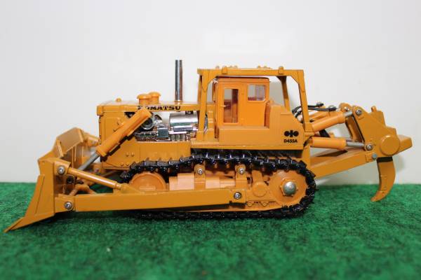 コマツ D455A ブルドーザー 1/50 ♥ダイヤペット コマツブルドーザー
