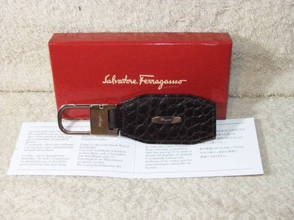 FERRAGAMO リアルクロコキーホルダー キーリング　未使用