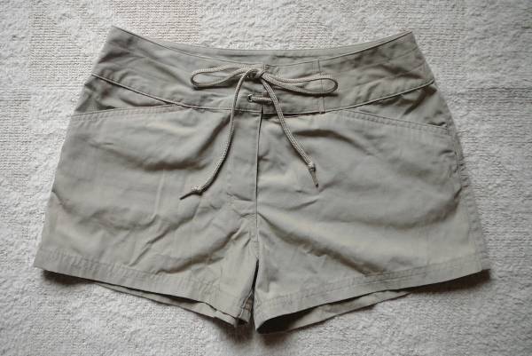 ユニクロ サーフパンツ スイムパンツ ショートパンツ 水着の上に 水着 売買されたオークション情報 Yahooの商品情報をアーカイブ公開 オークファン Aucfan Com