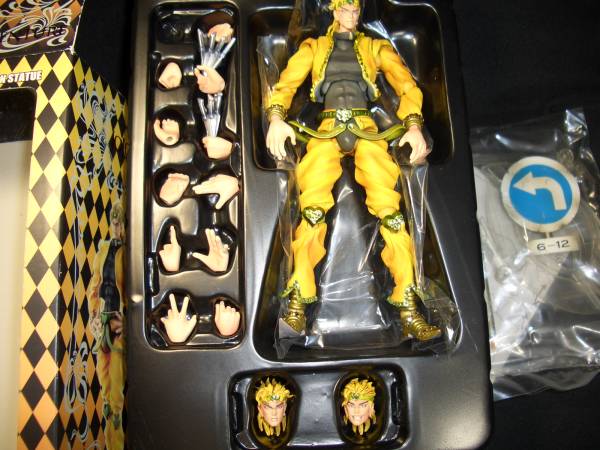 超像可動 ディオ DIO スワロフスキー カスタム版 ジョジョ(DIO)｜売買