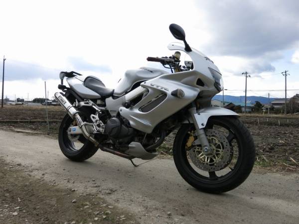 ホンダ VTR1000F FireStorm シルバー 国内仕様 ヨシムラ(751cc以上
