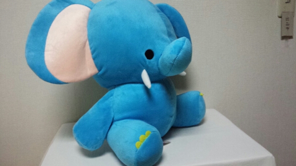 かわいくって おおきな ゾウ ぬいぐるみ 大きい ぞう 青 ゾウ一般 売買されたオークション情報 Yahooの商品情報をアーカイブ公開 オークファン Aucfan Com