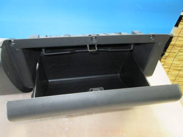 ハ) GDB インプレッサ STi グローブボックス/車検証入れ(スバル用 