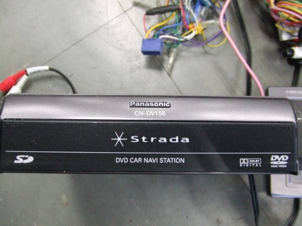中古 ストラ－ダ Strada CN-DV155FD オンダッシュ