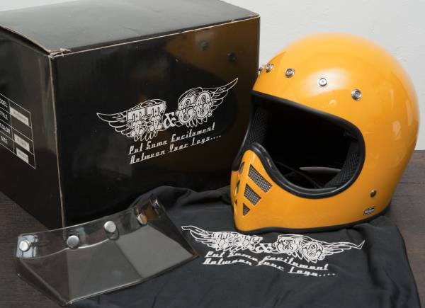 TT&CO 希少 MOTO3 受注生産限定 ヴィンテージ ディテール 美品 希少TT&CO ヘルメット モトモト MOTO 3 ビンテージ フルフェイス(M