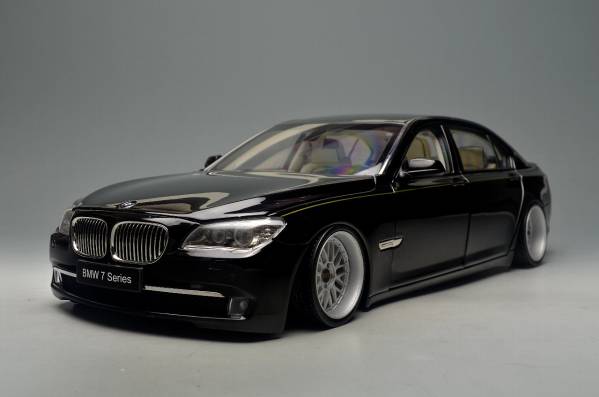 京商 1/18 BMW 760Li F02 ブラック BBS ローダウン カスタム(乗用車 