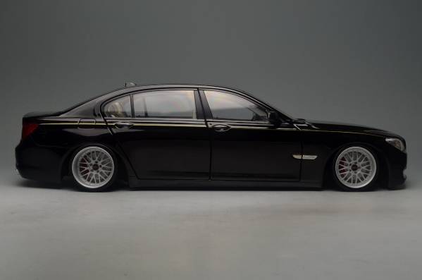 京商 1/18 BMW 760Li F02 ブラック BBS ローダウン カスタム(乗用車 